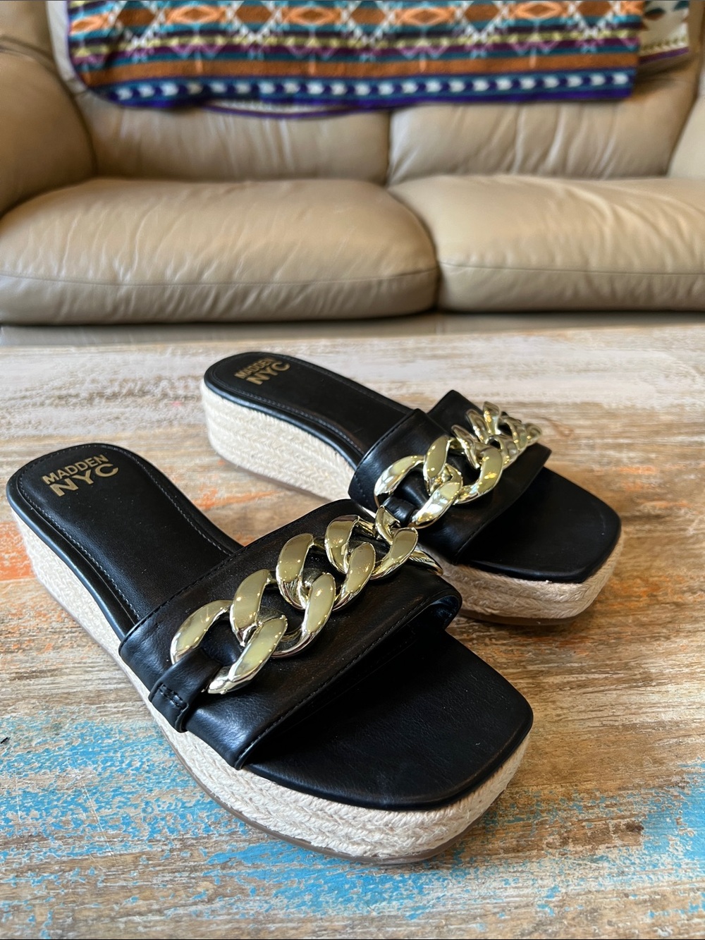 Madden NYC Black Slide Wedge with Gold Chain